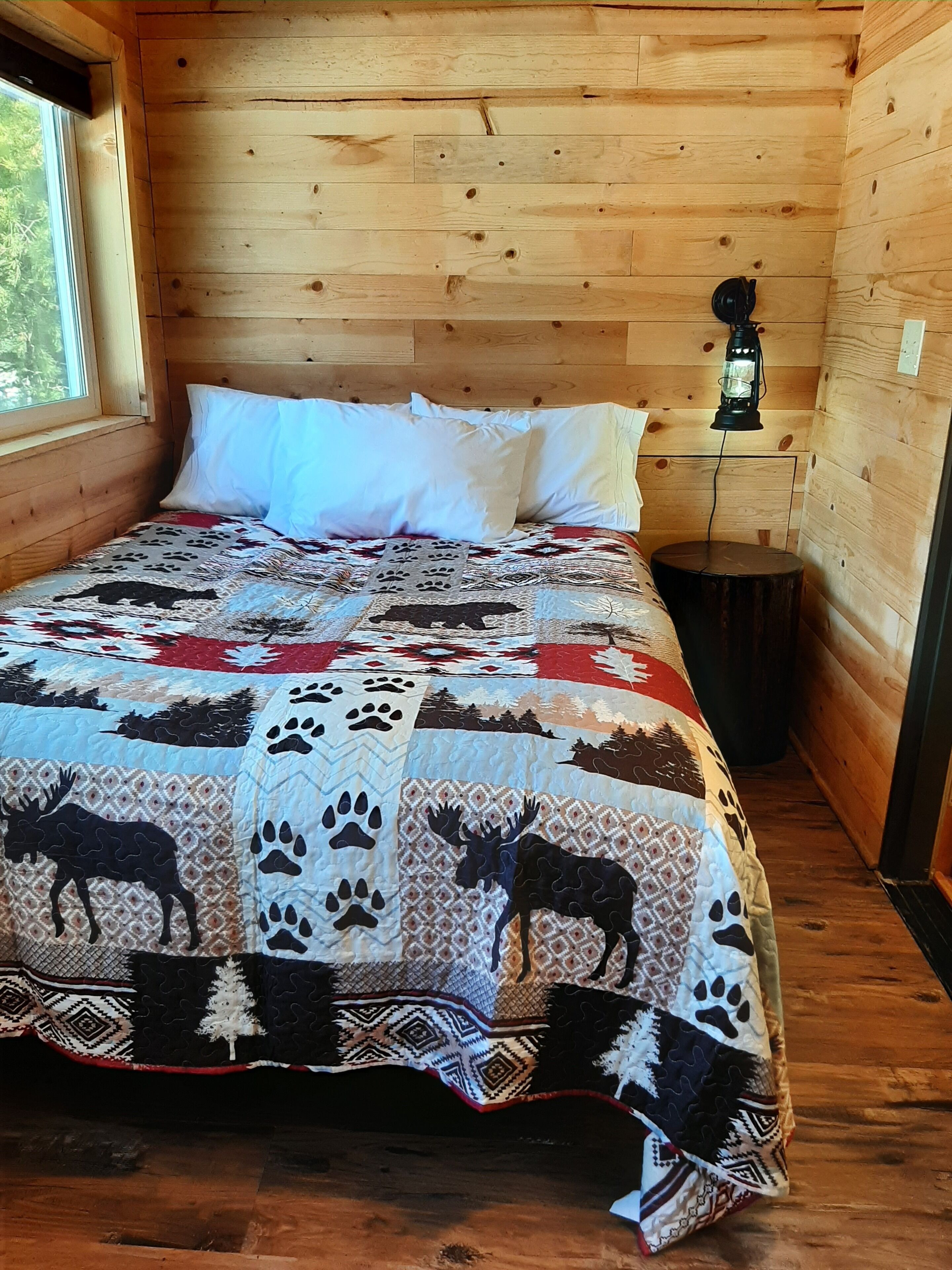 4 間睡房、熨斗/熨衫板、免費 Wi-Fi、床單