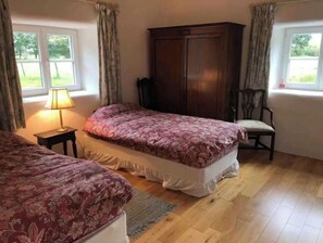 2 間睡房、熨斗/熨衫板、免費 Wi-Fi、床單