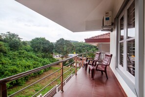 Standard Double Room | Pemandangan balkoni