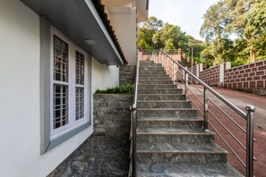 Staircase - Treebo Yajna Comforts (Madikeri)