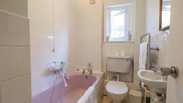 Cottage | Bathroom | Shower