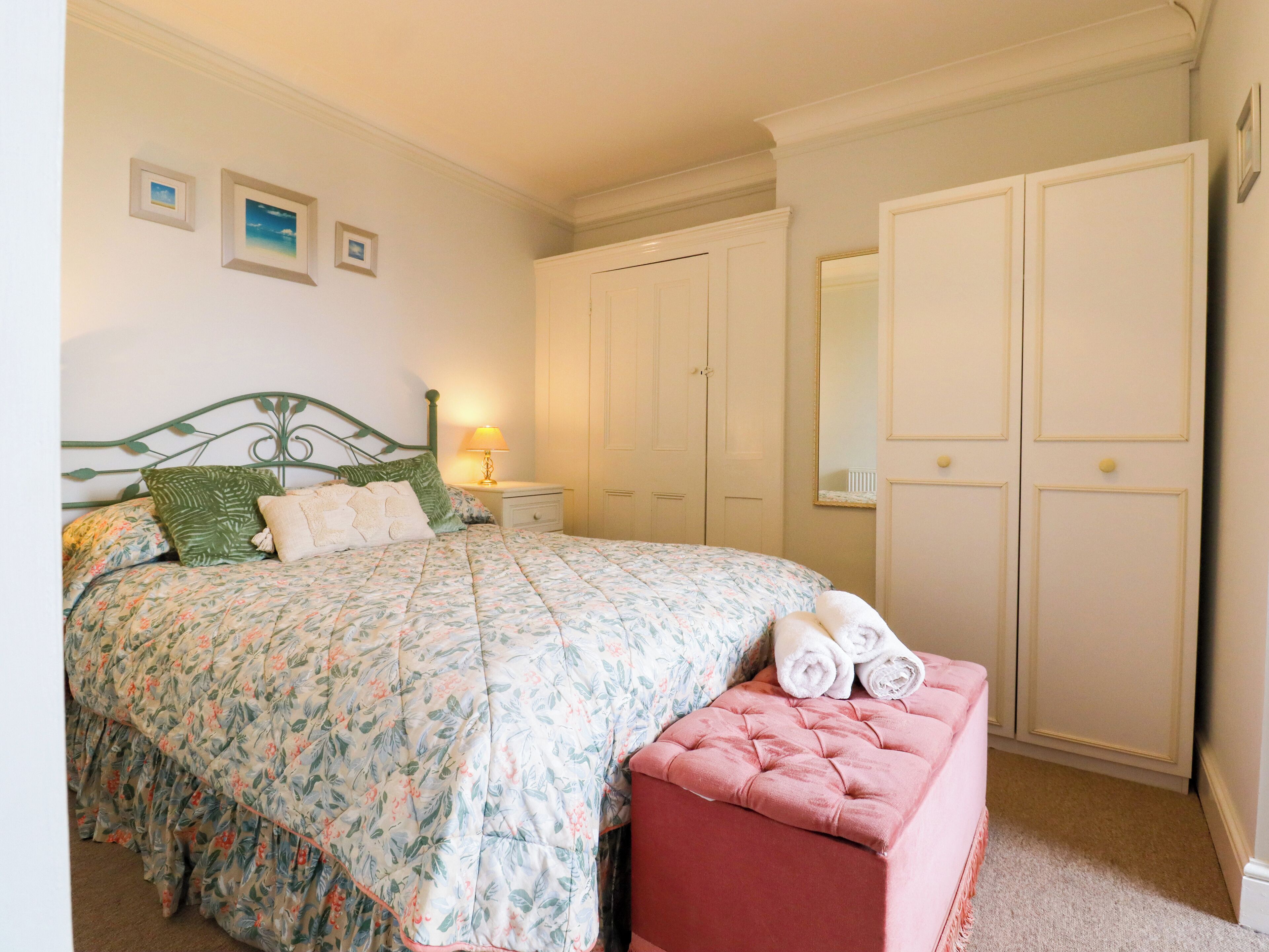 2 ห้อง  นอน, ห้องพักตกแต่งอย่างมีเอกลักษณ์, ตกแต่งพิเศษโดยเฉพาะ, Wi-Fi ฟรี