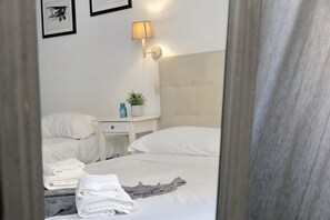 3 habitaciones, tabla de planchar con plancha y wifi gratis 