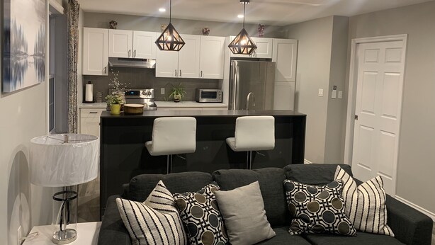 Living area - Sweet Little Suite (Campbellford)