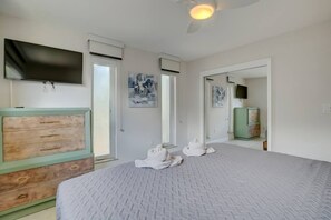 4 Schlafzimmer, Schreibtisch, Bügeleisen/Bügelbrett, Reisekinderbett