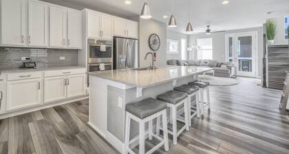 3BD Rooftop Lounge Restaurants & Parks