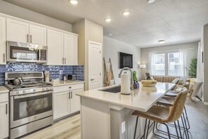 微波炉、烤箱、炉灶、洗碗机