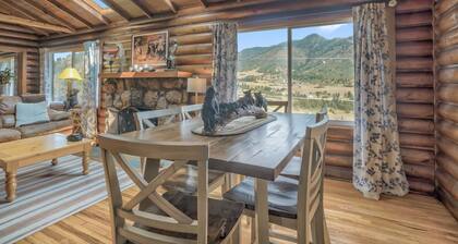 3BD Cowboy Cabin Pikes Peak Mountain Log Cabin