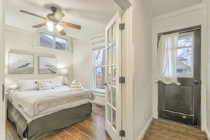 独立别墅 (2 Bedrooms) | 2 多间卧室、熨斗/熨衣板、床单