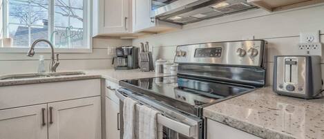 Microwave, oven, stovetop, dishwasher