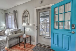 Flat-screen TV, streaming services