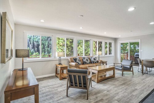 4BD Palmer Lake Mountain Getaway & Local Attractions