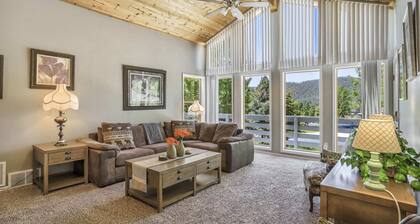 6bdmountain Getawayfire Placeminutes to Pikes Peak & Charis