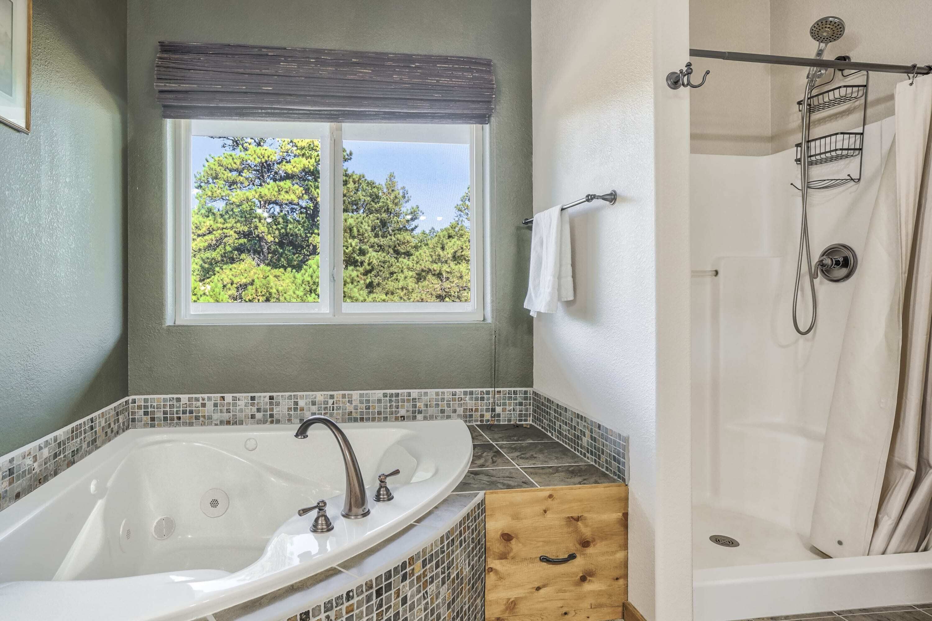 House (4 Bedrooms) | Bathroom
