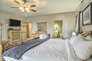 House (4 Bedrooms) | 4 bedrooms, laptop workspace, iron/ironing board, bed sheets - 4BD Quiet Ranch Setting Historical Canyon Views (Peyton)