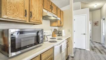 Microwave, oven, stovetop, dishwasher