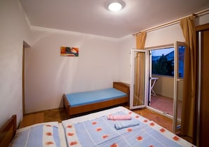 2 bedrooms, free WiFi, bed sheets