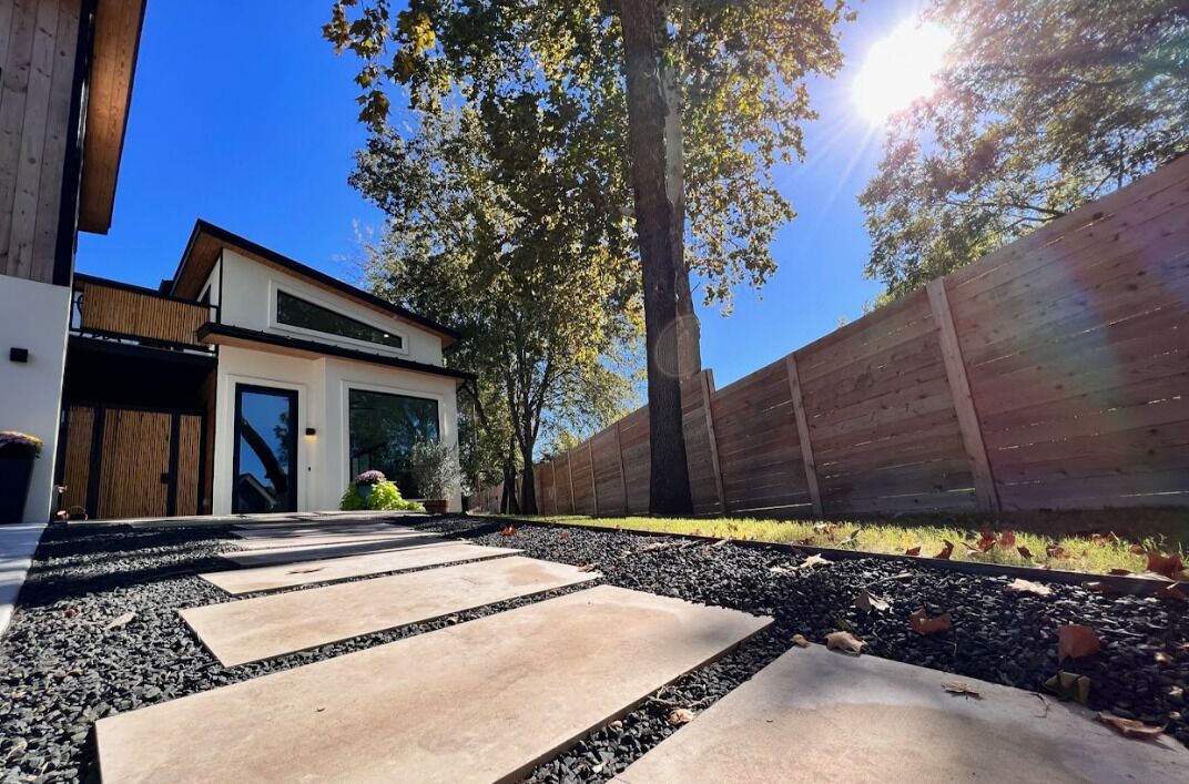 South Austin 5 Bedroom Home with Heated Pool and Gym. Perfect Location!