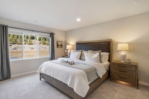 5 Schlafzimmer, Bügeleisen/Bügelbrett, WLAN, Bettwäsche