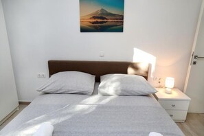 2 chambres, Wi-Fi gratuit, draps fournis