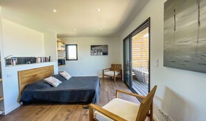 6 chambres, fer et planche à repasser, lit parapluie, Wi-Fi