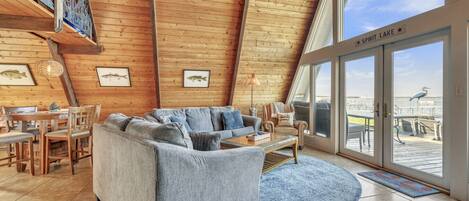 Smart-TV, peis og stereoanlegg