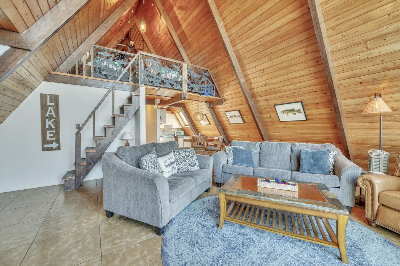 Smart TV, fireplace, stereo