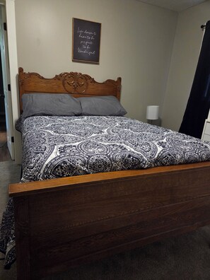 5 bedrooms, iron/ironing board, travel cot, free WiFi