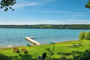 Ubicación a pie de playa, tumbonas y toallas de playa