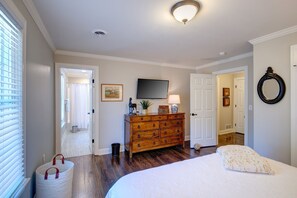 6 habitaciones, tabla de planchar con plancha y wifi gratis 