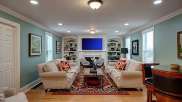 Smart TV, fireplace, offices