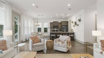 Smart TV, video games