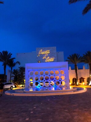 Exterior - Clean and cozy beach home east of A1A, steps from private beach, remodeled pool (Vero Beach)