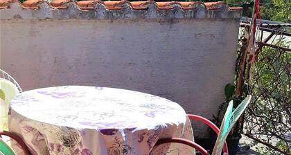 Apartment Modric - Two Bedroom Apartment With Terrace