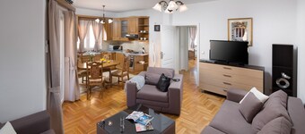 Apartment Mozart - Two bedroom apartment with terrace