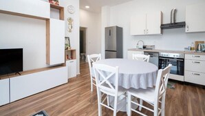 Unclassified image, 4 of 19, button - Apartments Melita - Two Bedroom Apartment with Balcony and Sea View (Zadar)
