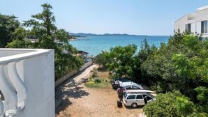 Unclassified image, 2 of 19, button - Apartments Melita - Two Bedroom Apartment with Balcony and Sea View (Zadar)