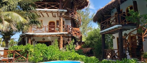 Utomhuspool