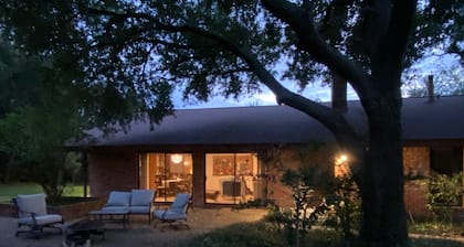 Serene House with Charm on Golfcourse!