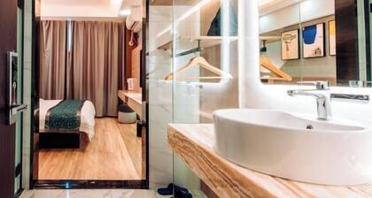 Qianyi Hotel (Yulin Jiangnan Branch)