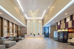 Lobby - Lavande Hotel (Fangchenggang Dongxing Port Store) (Dongxing)