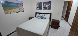 4 bedrooms, desk, free WiFi