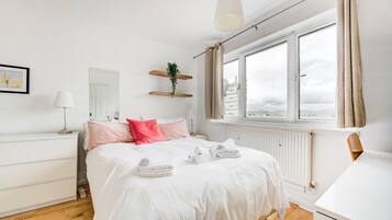 1 bedroom, desk, iron/ironing board, internet