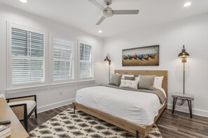 8 bedrooms, iron/ironing board, WiFi, bed sheets - Brand New Luxury HGTV Dream Beach House | Short walk to the beach (Destin)