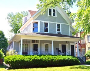 Exterior - At Home in Oak Park (Oak Park)