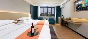 Yunji Hotel (Guangzhou Olympic Sports Center Dongpu Metro Station Branch)