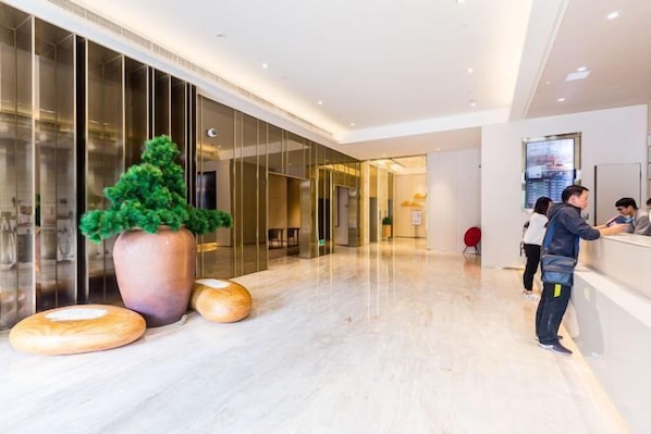 Interior - Ji Hotel (Shanghai)