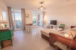 Televisie en een tafeltennistafel