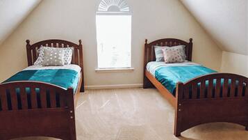 4 habitaciones, wifi y ropa de cama