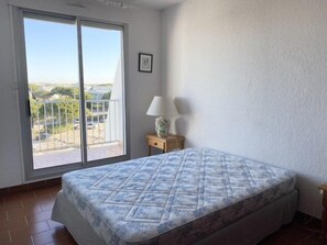 2 bedrooms - AS21543-P2 double cabin terraces sea view,parking (LE GRAU DU ROI)